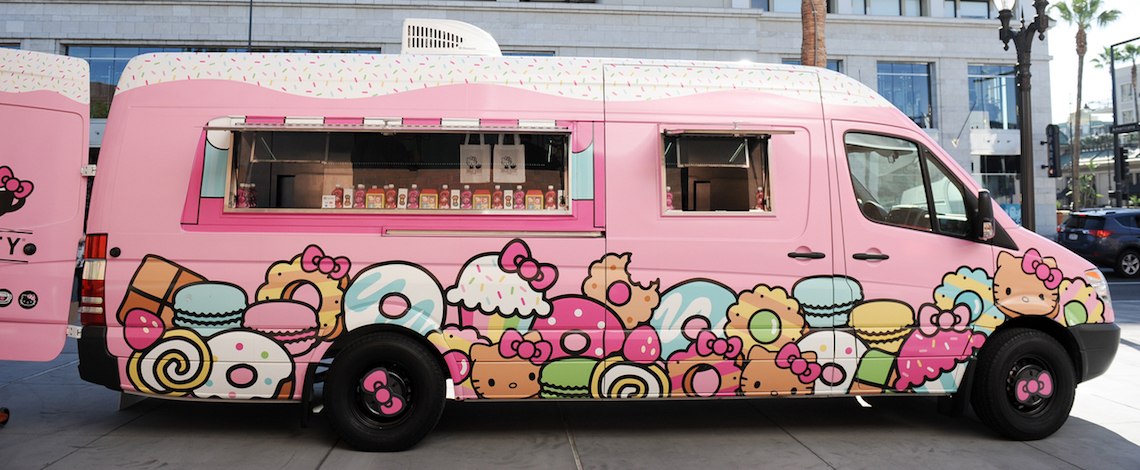 The Hello Kitty Café Food Truck Will Be In Chicagoland This Month
