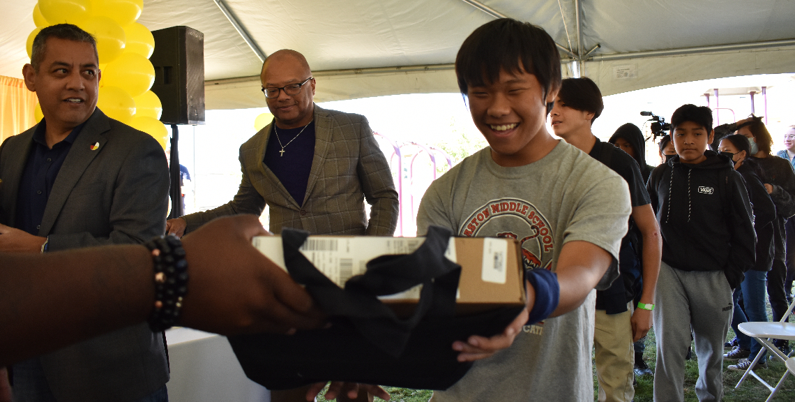 comcast laptop giveaway