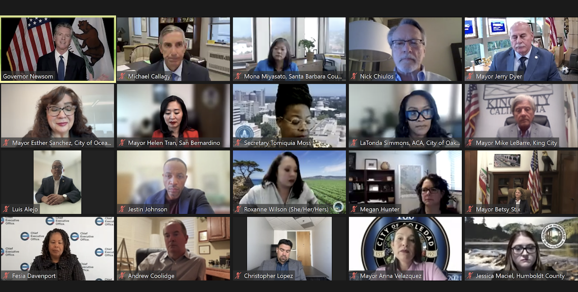 people in a zoom meeting