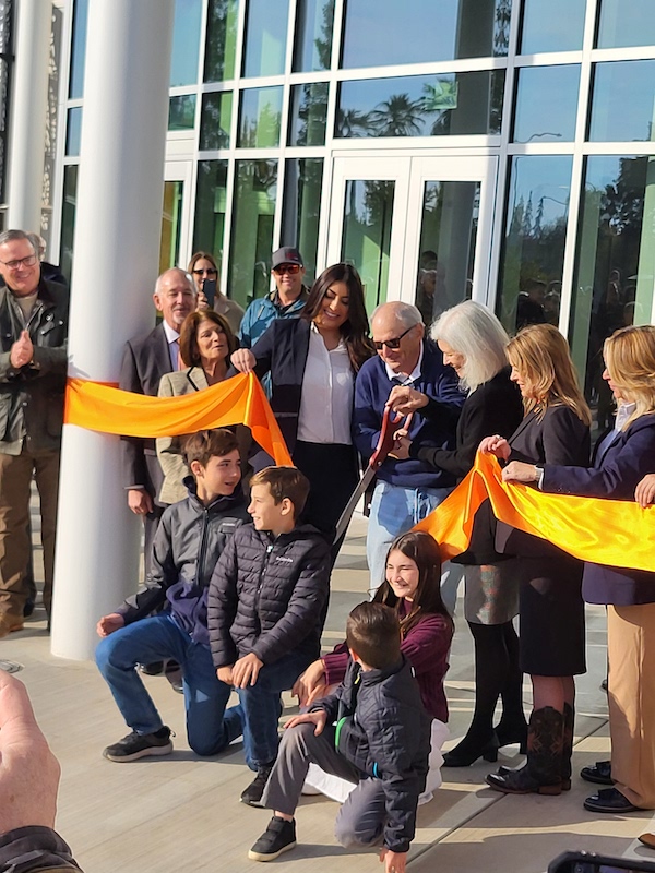 ribbon cutting
