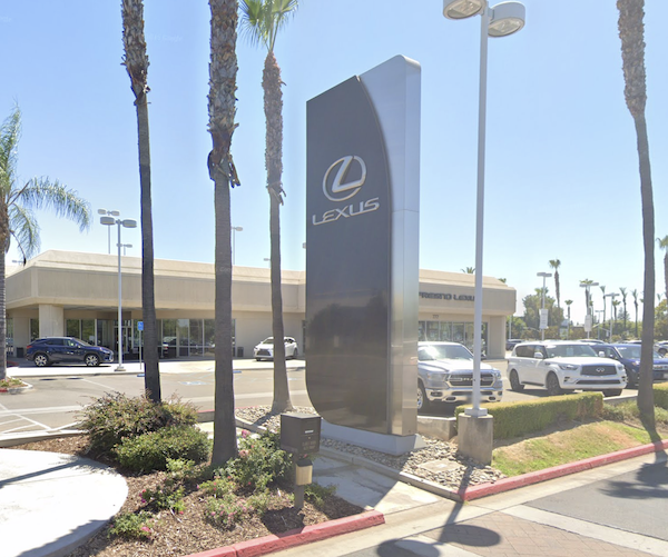 lexus dealership