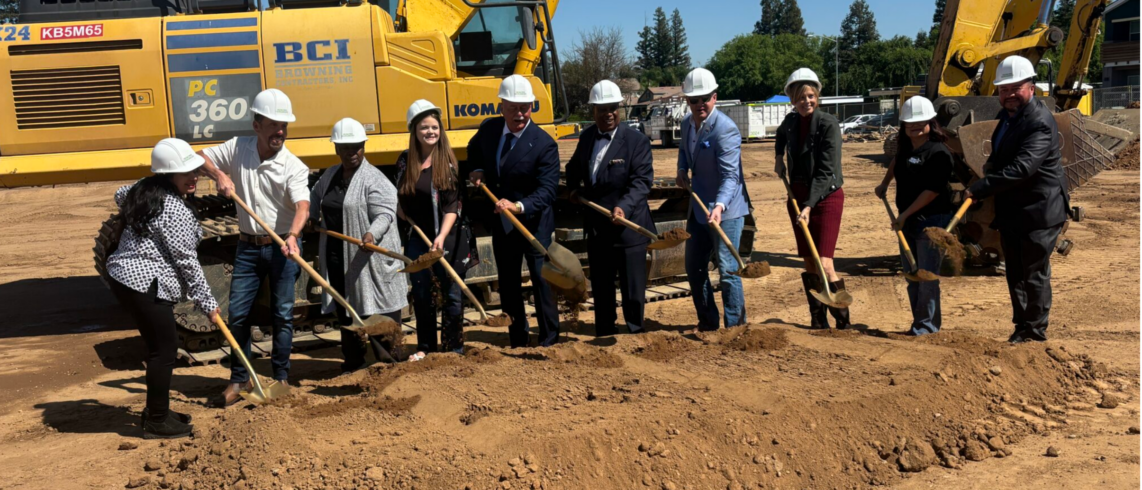 City officials at groundbreaking.