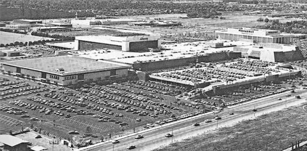 aerial photo of a fashion fair