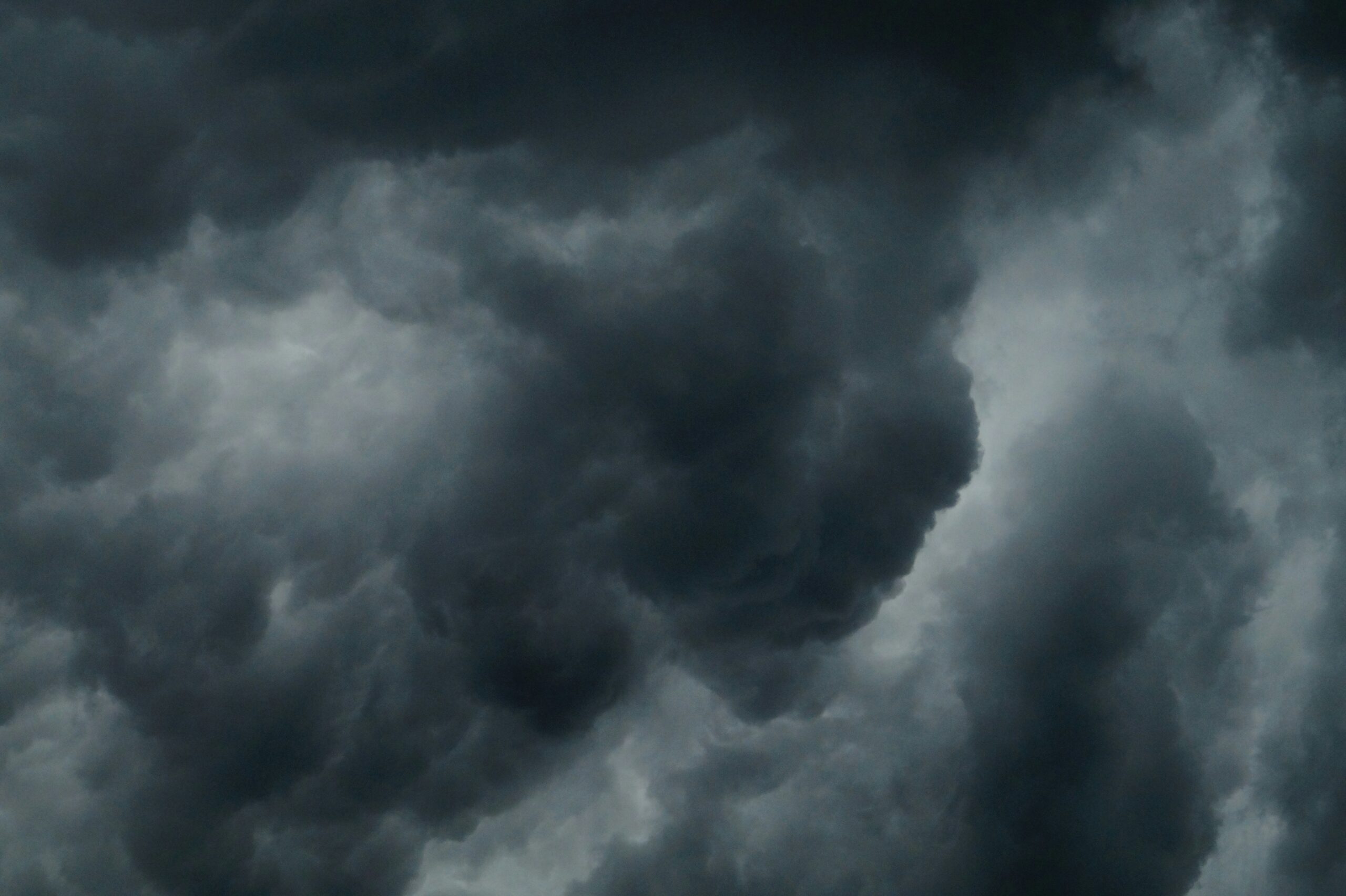 Karina, Lowell form in Pacific as Dolly moves west
